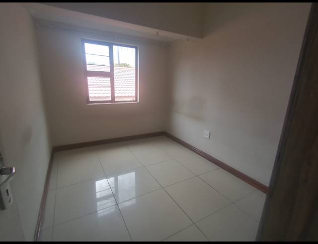 2 BEDROOM SEMI DETACHED TO LET IN BELLAIR